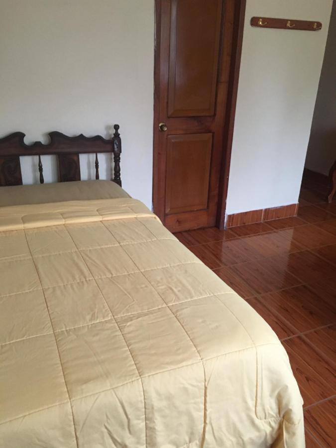 Hostal Nathaly Пуерто Бакерисо Морено Екстериор снимка