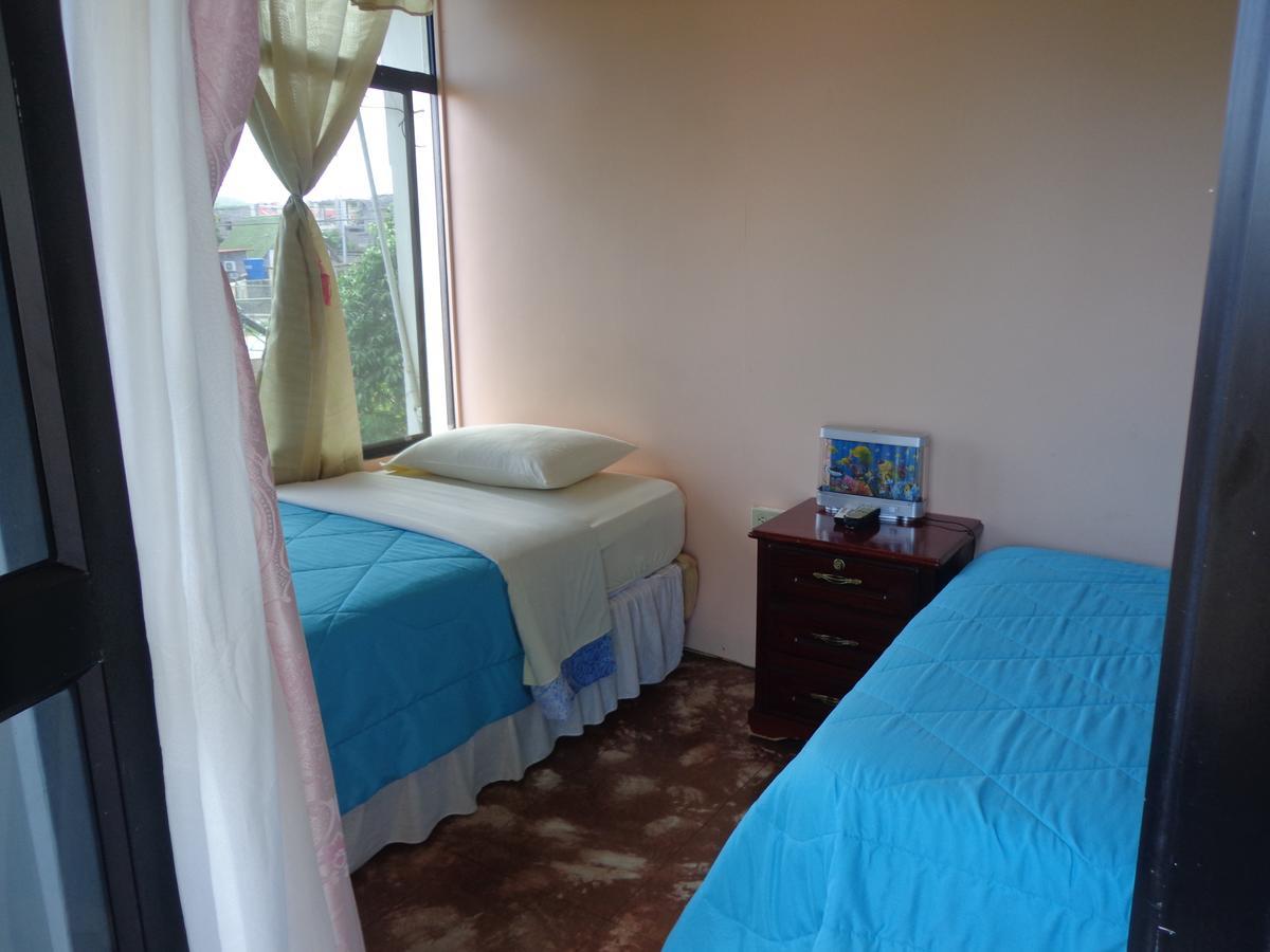 Hostal Nathaly Пуерто Бакерисо Морено Екстериор снимка