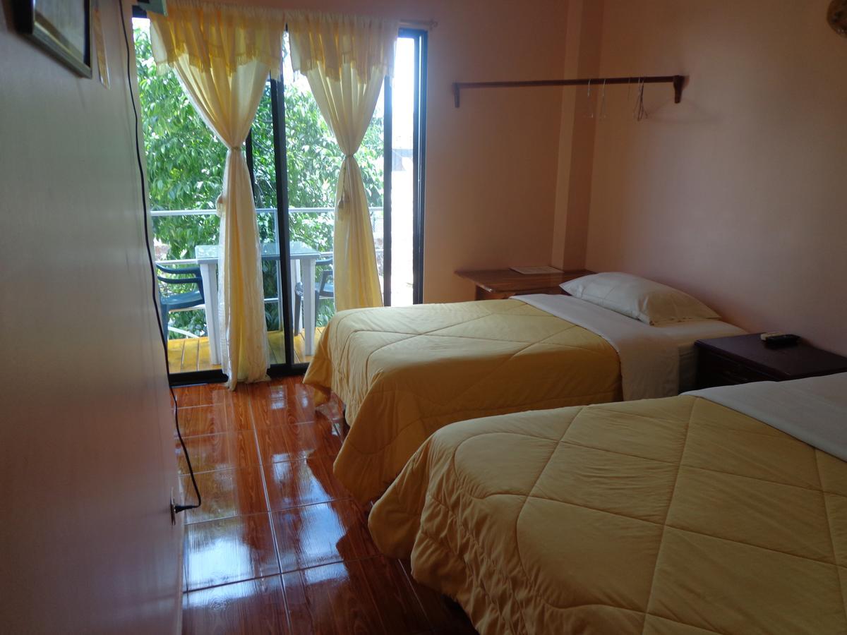 Hostal Nathaly Пуерто Бакерисо Морено Екстериор снимка
