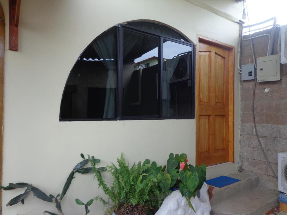 Hostal Nathaly Пуерто Бакерисо Морено Екстериор снимка