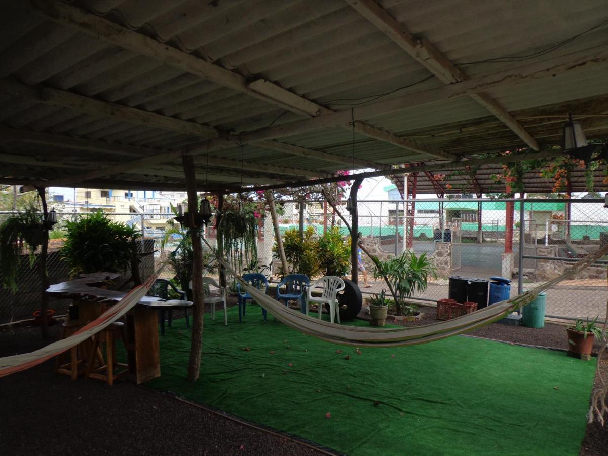 Hostal Nathaly Пуерто Бакерисо Морено Екстериор снимка